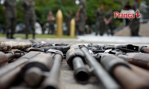 Armas apreendidas podem ser doadas a órgãos de segurança pública