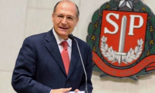 Prazo para parcelar dívida de IPVA atrasado vence nesta terça-feira