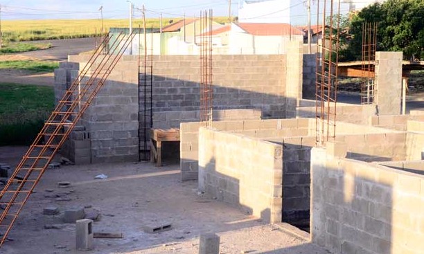 Cinco creches em importantes regiões têm obras paralisadas em Franca