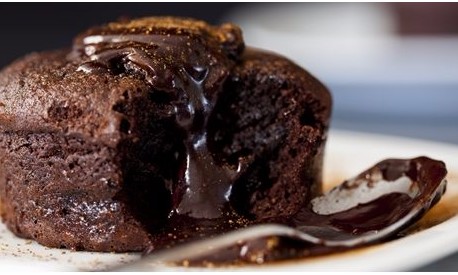 Vontade de um doce? Que tal incluir o suflê funcional de chocolate na dieta?