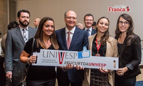 Univesp assina convênios com 38 prefeituras para oferecer cursos gratuitos