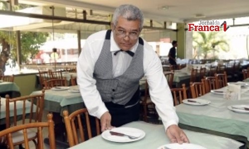 Garçons comemoram dia lembrando conquistas e dificuldades