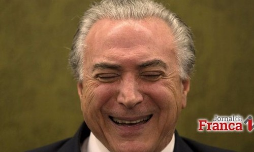 Após rejeição da Câmara, Fachin decidirá futuro da denúncia contra Temer