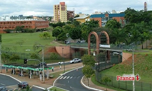 Universidade Federal de Uberlândia abre vagas para cursos à distância na região