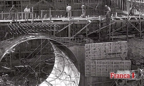 Exposição em Passos conta história da geração de energia de Furnas