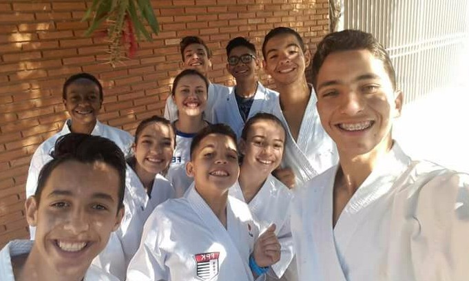 Atletas de Franca ganham oito medalhas em torneio internacional de karatê