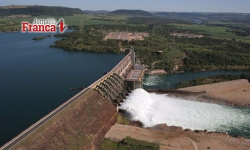 Senadores mineiros pedem suspensão de leilões de Jaguara e Volta Grande