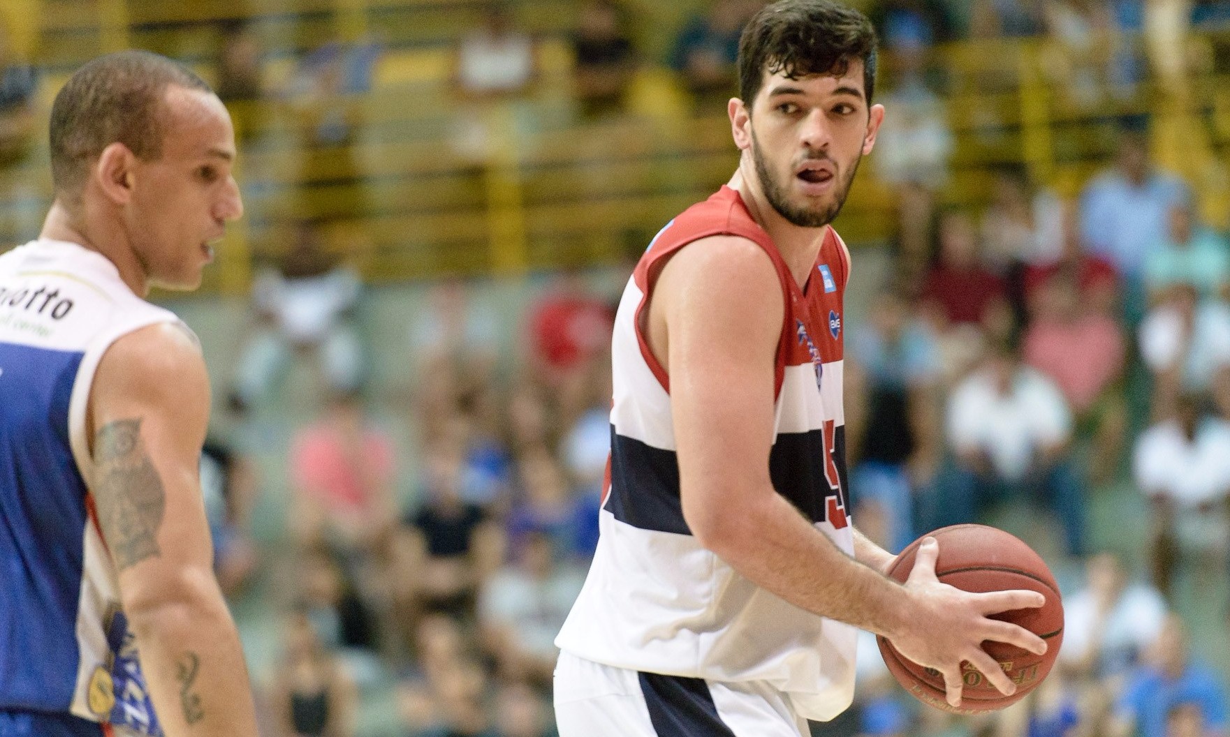 Franca Basquete encara Osasco para manter a liderança do campeonato
