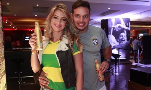 Fani Pacheco reata noivado com o médico Leandro Dias após dois anos de separação
