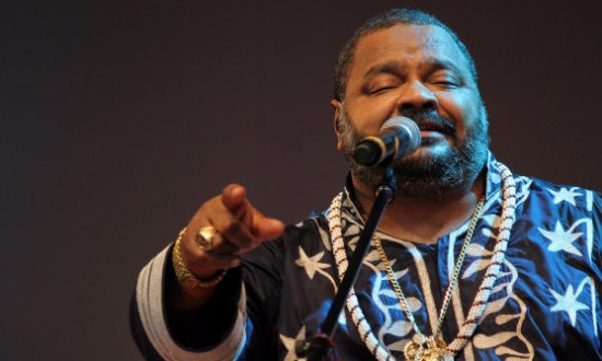 Filho de Arlindo Cruz divulga comunicado sobre verdadeiro estado de saúde do pai