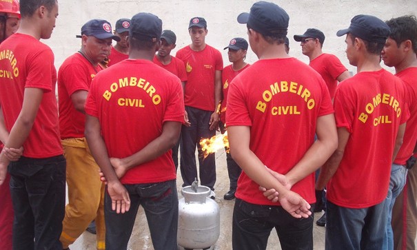 Estabelecimentos podem ter que instalar brigada de bombeiros em Franca