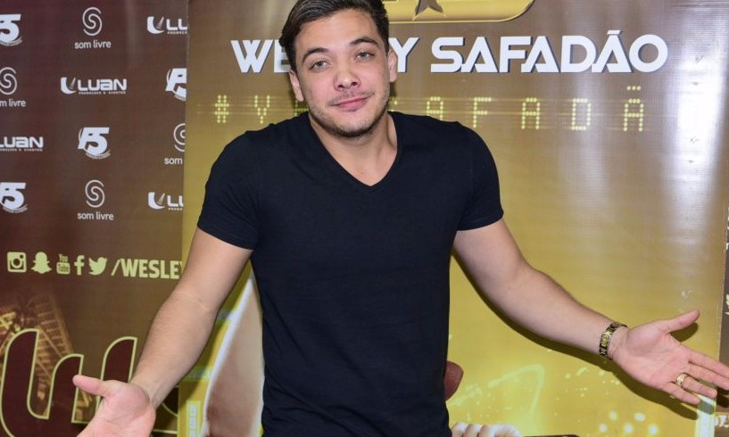 Wesley Safadão espera convite para realizar sonho de cantar com Roberto Carlos