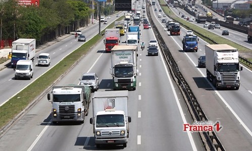 Roubos de carga crescem na região e elevam preços dos serviços de frete
