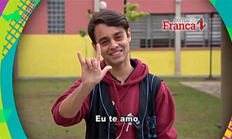 Vídeos em Libras trazem orientações e dicas sobre o Enem para surdos
