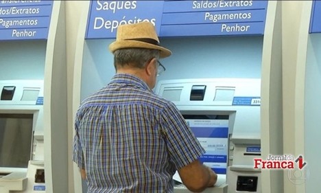 Aposentado pode ter até 9 contratos de empréstimo consignado, decide INSS