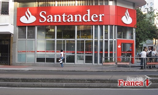 Santander lidera ranking de reclamações contra instituições bancárias