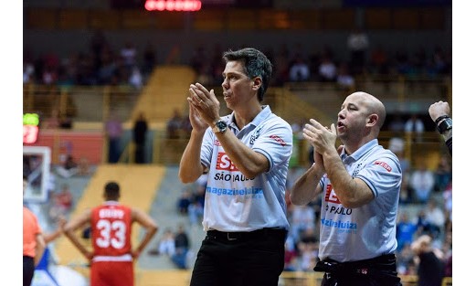 Franca Basquete sai na frente do Bauru pela semifinal do estadual