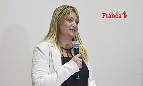 Prefeita de Cristais manda 18 comissionados embora por ordem do TCE