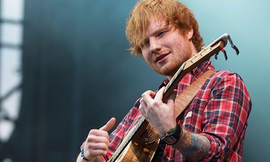Ed Sheeran é atropelado, tem braço imobilizado e pode afetar seus shows