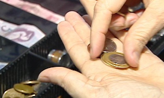 APAS e Banco Central pedem troco em moedas para supermercados