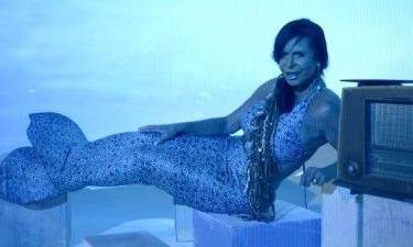Rainha do Rebolado, Gretchen vira sereia e chama atenção em novo clipe musical