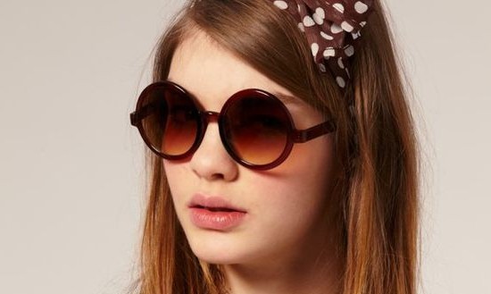 Óculos escuros: as novas tendências para dar charme ao look no verão 2018