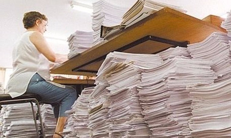 Estudos constatam impacto da burocracia no desenvolvimento do país