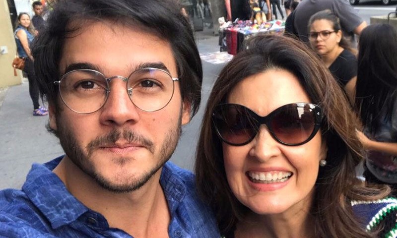 Fátima Bernardes surge com novo namorado, o advogado Túlio Gadelha, de 29 anos