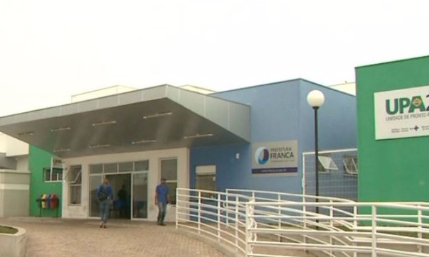 Bancos fecham, mas setor comercial trabalha o dia todo no feriado de segunda