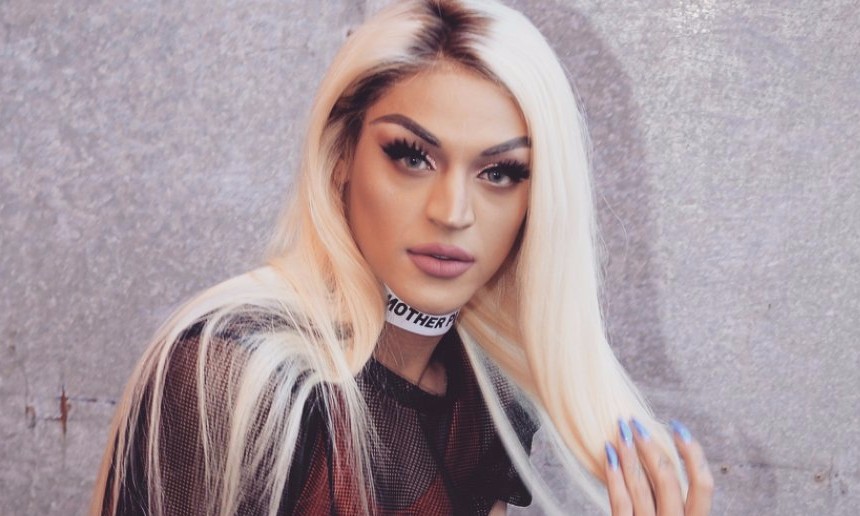 Em alta, cantora Pabllo Vittar será destaque em desfile carioca do Carnaval 2018