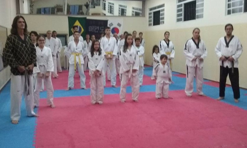 Taekwondô de Franca vai ganhar neste domingo oito novos faixas pretas