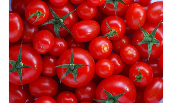 Quer emagrecer? O tomate pode ajudar a perder peso e desintoxicar o organismo