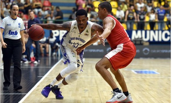 Shamell lidera e Mogi bate o Sesi Franca Basquete, no Hugão, pelo brasileiro
