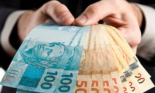 Procon explica regras e direitos para as trocas de presentes após o Natal