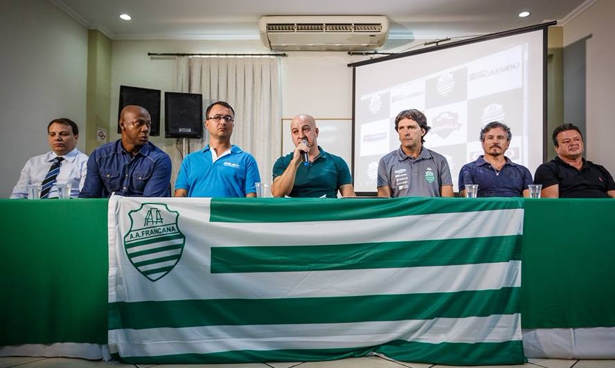 Carlinhos Alves segue como técnico da Francana para a Segunda Divisão deste ano