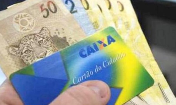 Prazo para sacar abono salarial ano-base 2015 termina nesta quinta-feira
