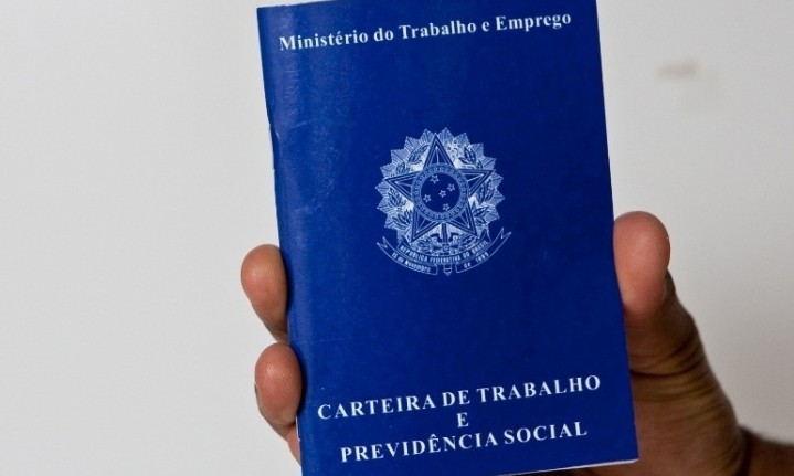 País fecha 12.292 vagas formais de emprego em novembro, segundo Caged