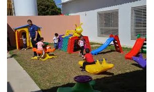 Prefeitura atrasa edital e nove mil crianças podem ficar sem creche em Franca