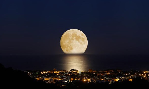 Primeiro dia de 2018 já começa com Superlua – serão duas em janeiro