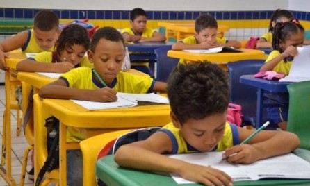 Prazo para solicitar transferência de escola segue até 10 de janeiro