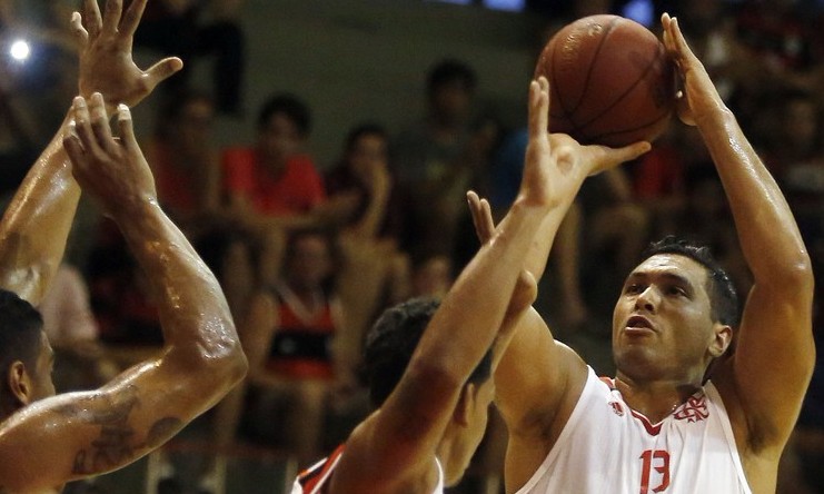 Flamengo vence, mas Sesi Franca Basquete está em sua cola pela liderança