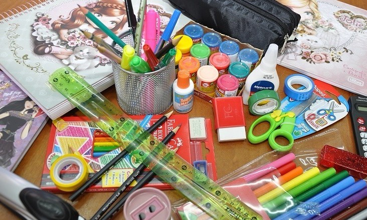 IPEM-SP identifica irregularidades em 5% dos materiais escolares