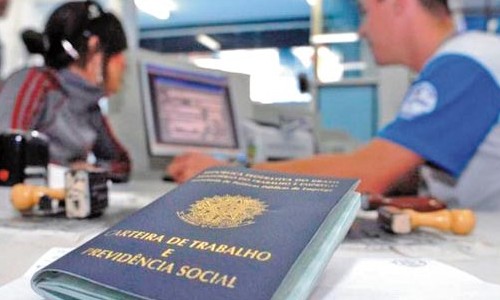20,8 mil postos formais de trabalho foram fechados no Brasil em 2017