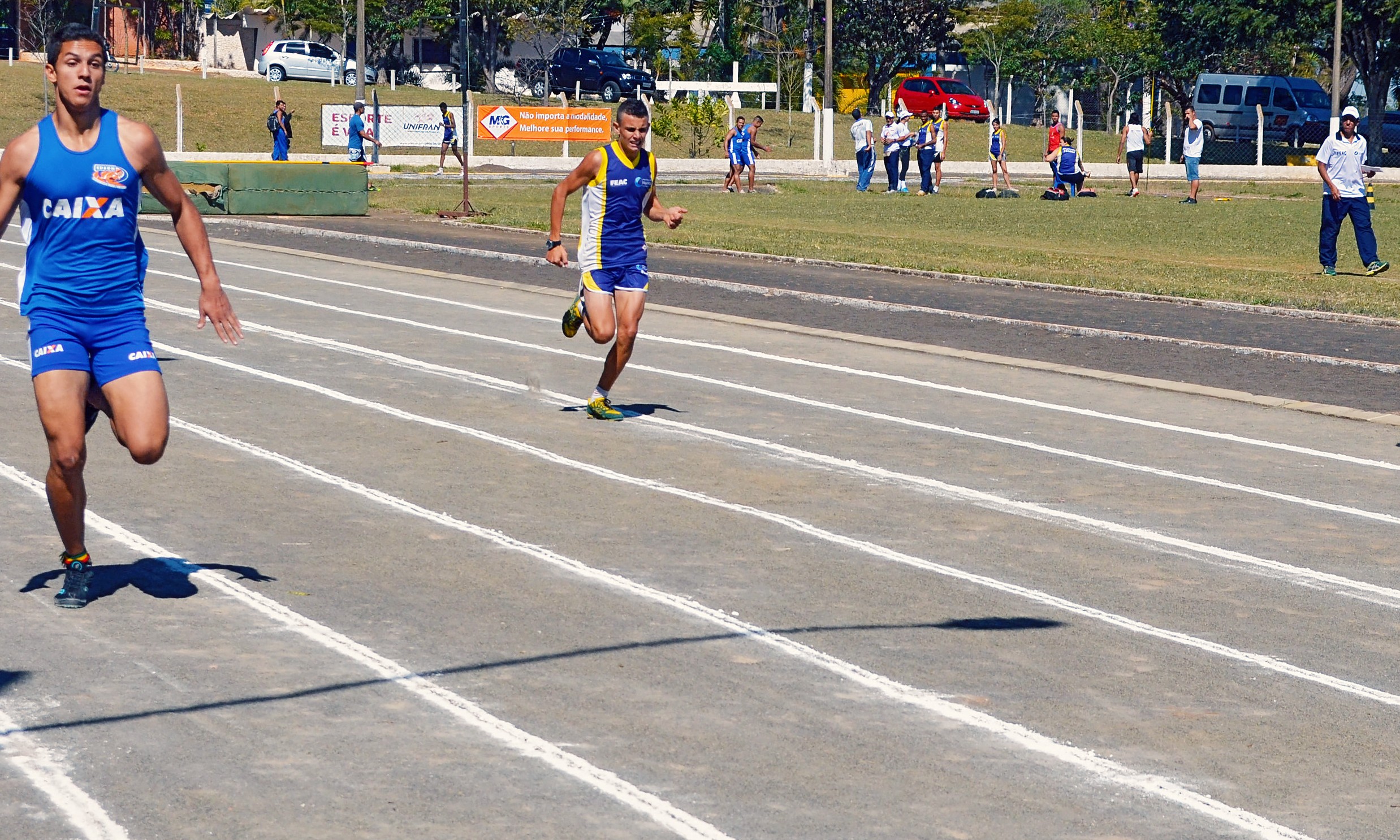 FEAC abre inscrições para o “Bolsa Atleta” e outras ações de incentivo ao esporte