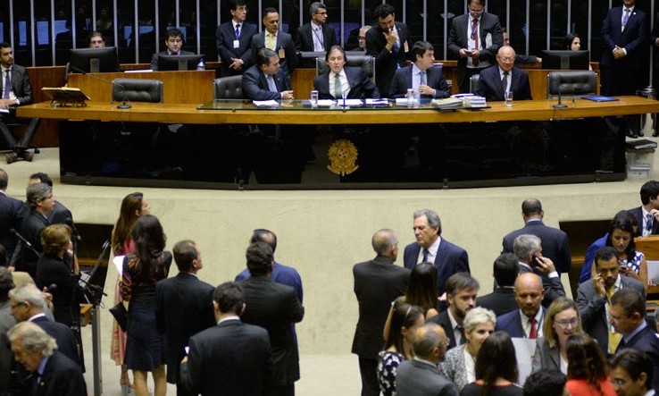 Projeto que simplifica certidão negativa é aprovado pelo Senado