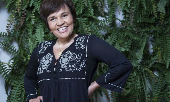 Humorista Claudia Rodrigues volta a ser internada após falhas na audição e visão