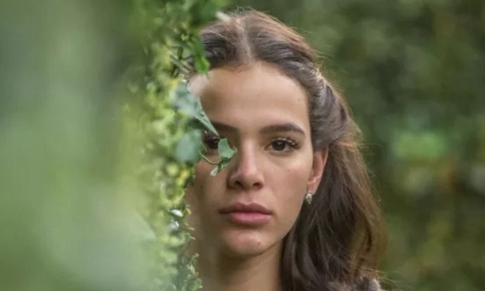 Globo pede mudança na atuação de Bruna Marquezine em ‘Deus Salve o Rei’