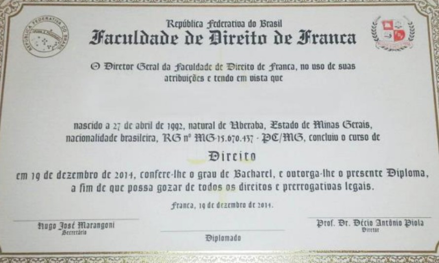 Faculdade vai comprar R$ 22,5 mil em diplomas de “pergaminho animal”