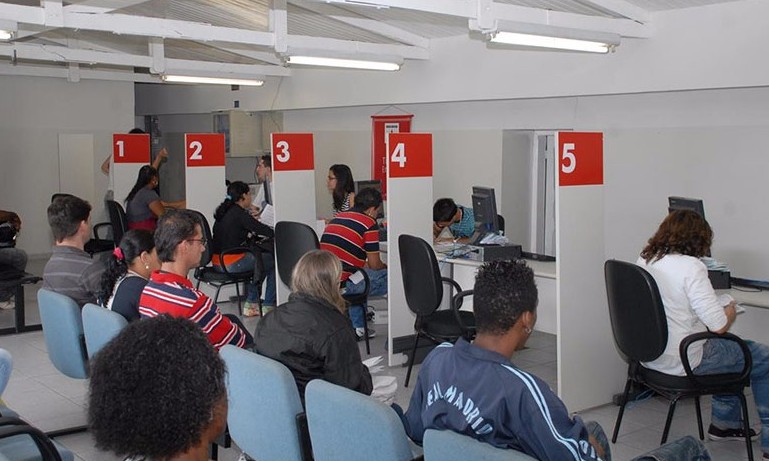 Franca, Ribeirão e região oferecem 124 vagas de emprego pelo PAT