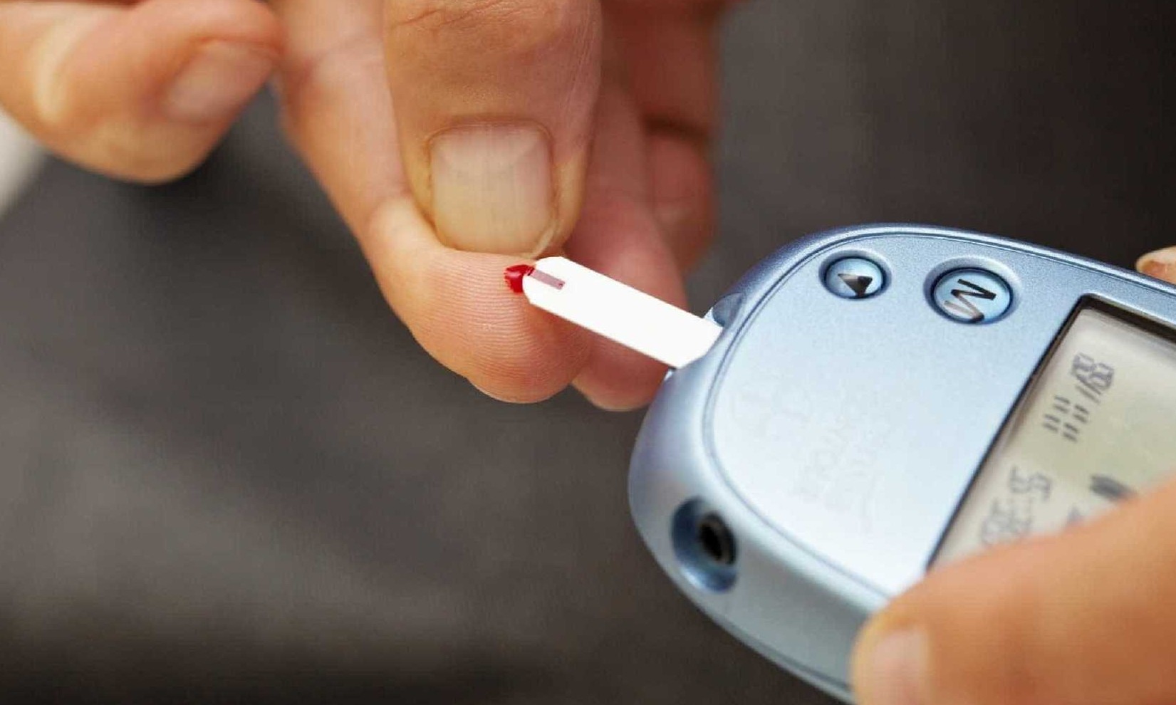 Com a Páscoa chegando é hora de monitorar a glicemia e manter a saúde